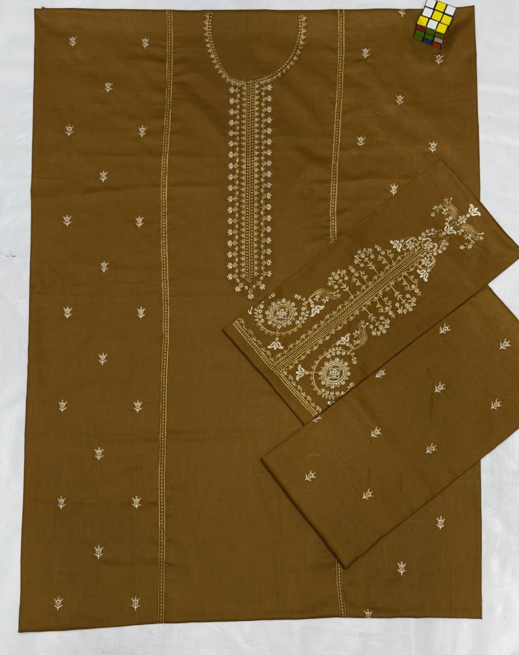 Stay Stylish This Summer With This Premium 2-piece Outfit