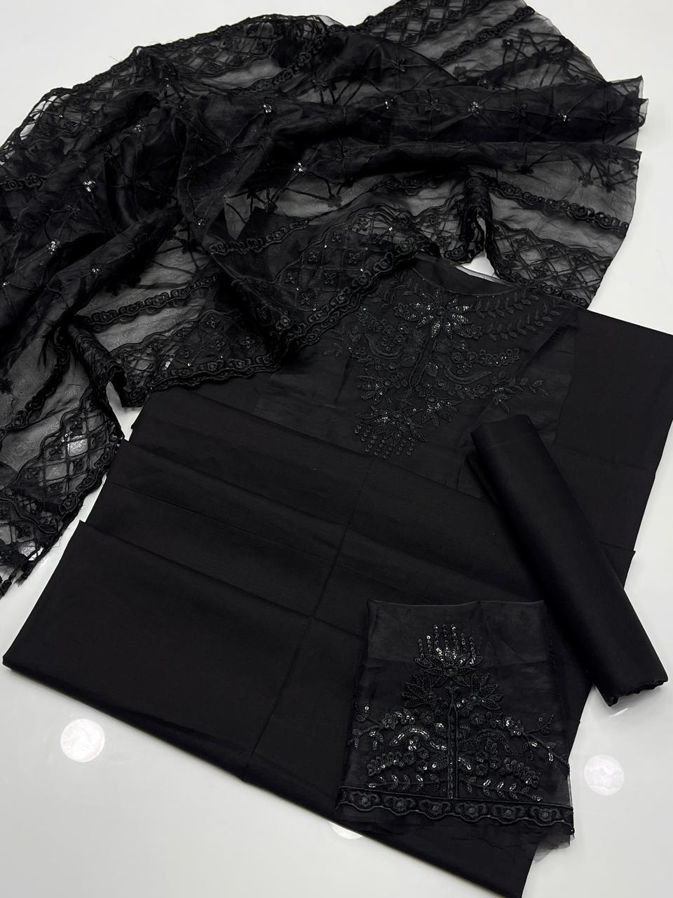 Baroque Cotton Organza Collection Design Code: D291 / D292